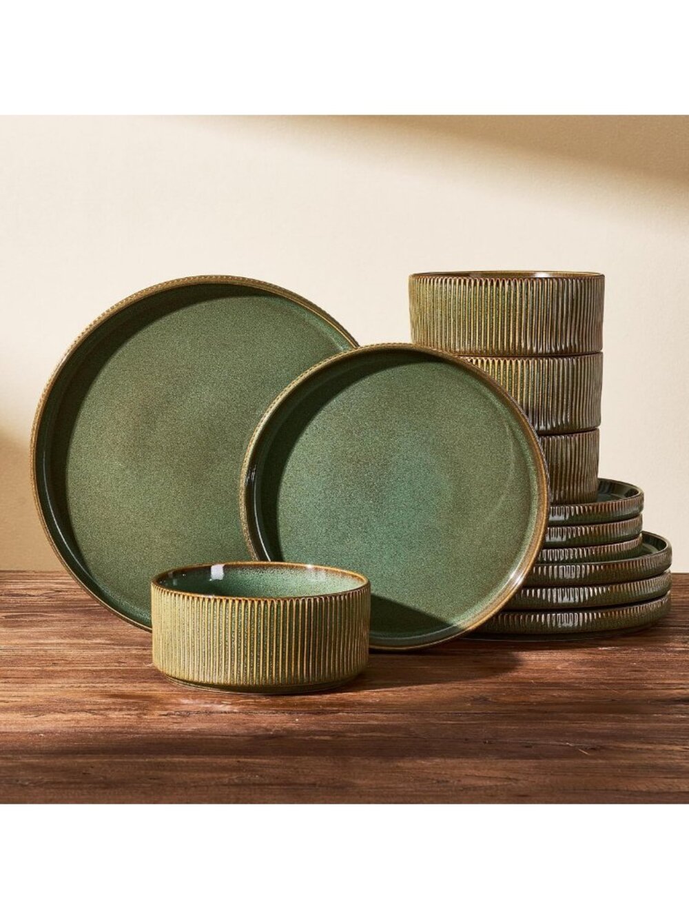 Stylish Dinnerware Set for 4 - Reactive Glaze Plates & Bowls, Modern Tableware